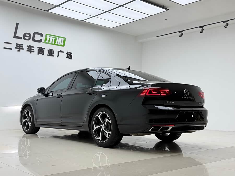 Magotan 2023 200 Million Commemorative Edition 380TSI DSG Flagship - zdjęcie 16