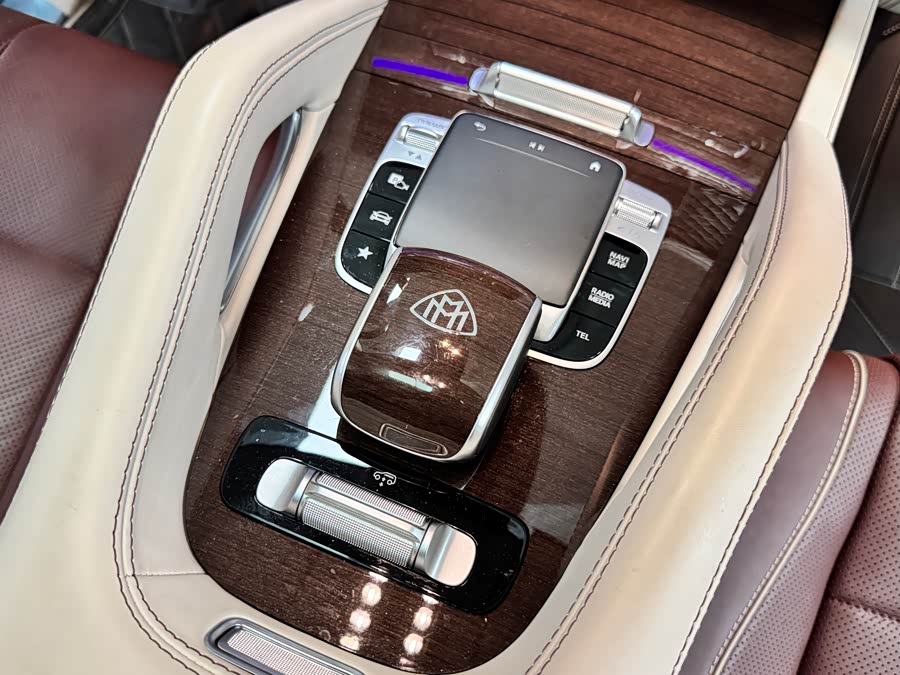 Maybach GLS 2022 GLS 480 4MATIC - zdjęcie 17