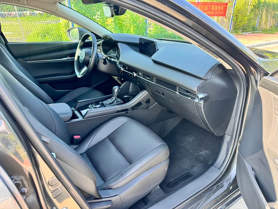 Mazda 3 Axela 2023 2.0L Automatic Quality Edition - zdjęcie 8