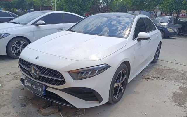 Mercedes-Benz A-Class 2023 A 200 L Fashion Edition