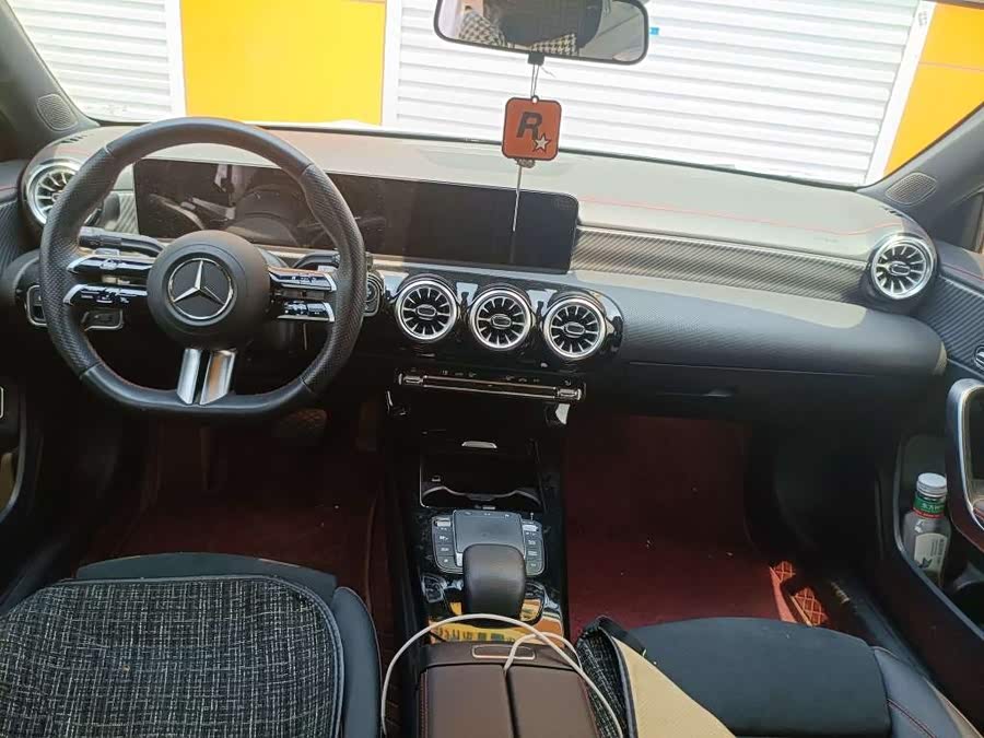 Mercedes-Benz A-Class 2023 A 200 L Fashion Edition - zdjęcie 8