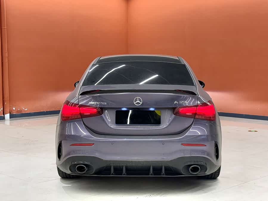 Mercedes-Benz A-Class AMG 2024 AMG A 35 L 4MATIC - zdjęcie 13