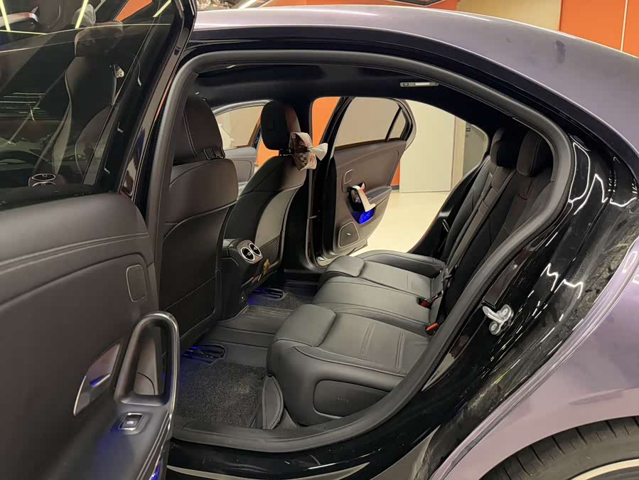 Mercedes-Benz A-Class AMG 2024 AMG A 35 L 4MATIC - zdjęcie 5