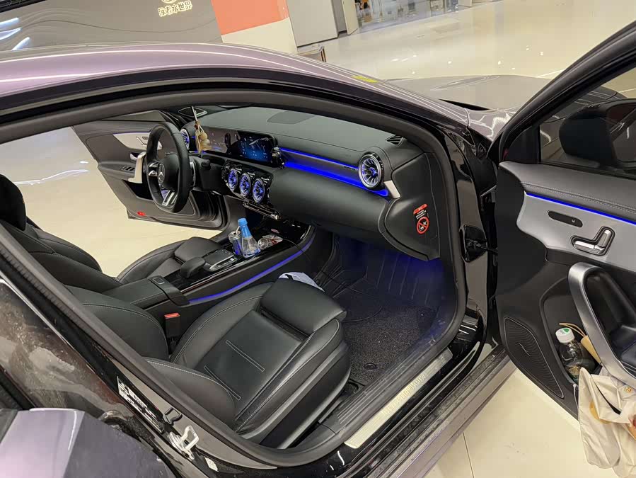 Mercedes-Benz A-Class AMG 2024 AMG A 35 L 4MATIC - zdjęcie 7