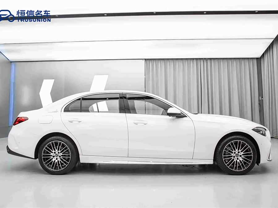 Mercedes-Benz C-Class 2023 C 260 L Sport Edition - zdjęcie 4