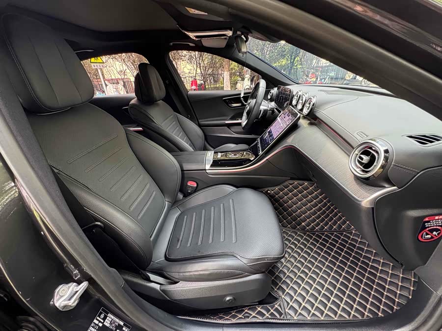 Mercedes-Benz C-Class 2023 C 260 L Sport Edition - zdjęcie 7