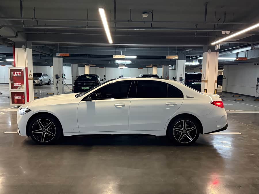 Mercedes-Benz C-Class 2023 Facelift C 260 L Haoye Sports Edition - zdjęcie 4
