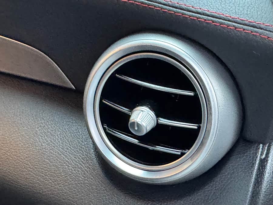 Mercedes-Benz C-Class (Imported) 2023 C 260 Coupe - zdjęcie 19