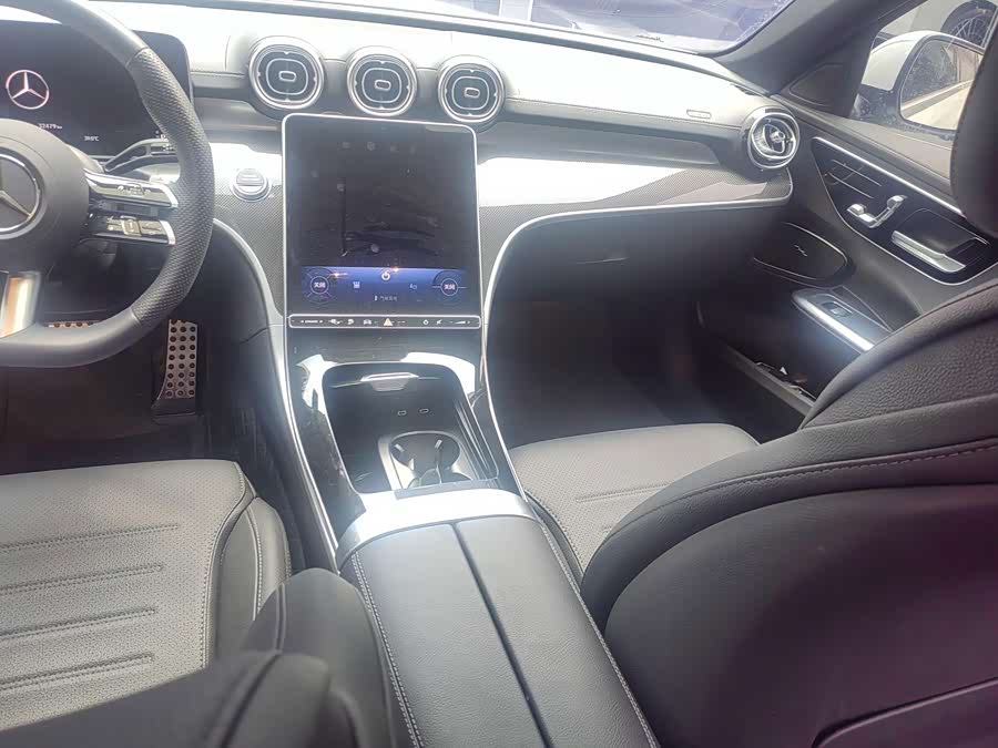 Mercedes-Benz C-Class New Energy 2025 C 350 - zdjęcie 10