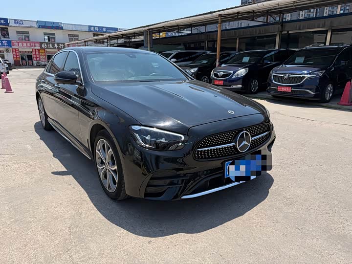 Mercedes-Benz E-Class 2023 E 300 L Sport Luxury - zdjęcie 13