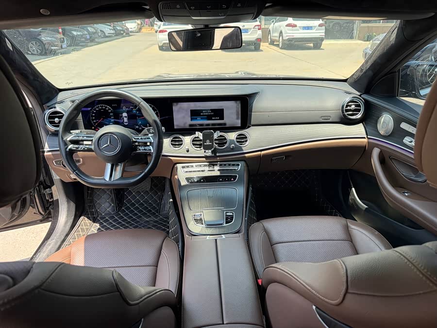 Mercedes-Benz E-Class 2023 E 300 L Sport Luxury - zdjęcie 4