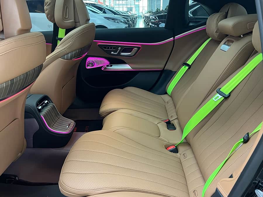 Mercedes-Benz E-Class 2026 E 300 L Luxury - zdjęcie 10