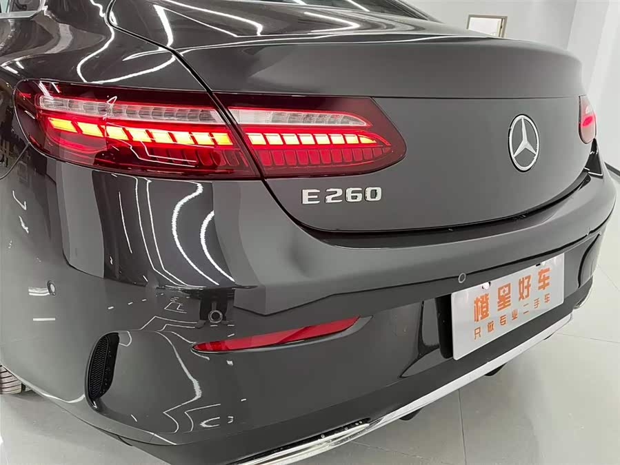Mercedes-Benz E-Class (Imported) 2023 E 260 Coupe - zdjęcie 9