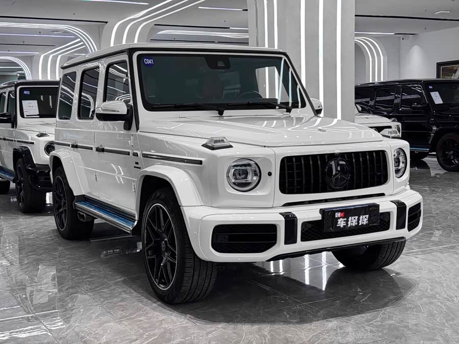 Mercedes-Benz G-Class 2023 G 500 - zdjęcie 2