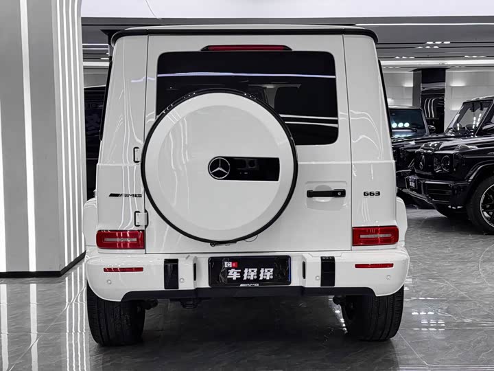 Mercedes-Benz G-Class 2023 G 500 - zdjęcie 17