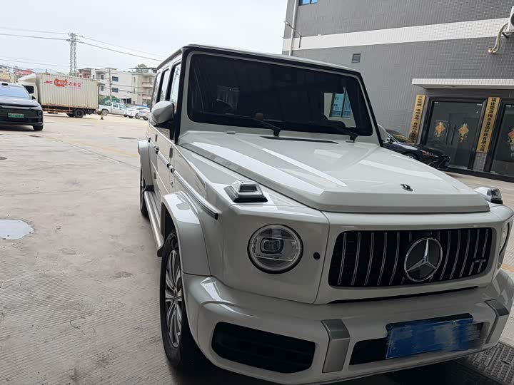 Mercedes-Benz G-Class 2024 G 350 - zdjęcie 8