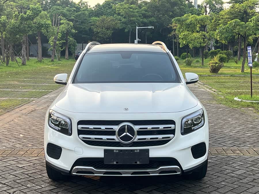 Mercedes-Benz GLB 2023 Facelift GLB 200 Dynamic - zdjęcie 2