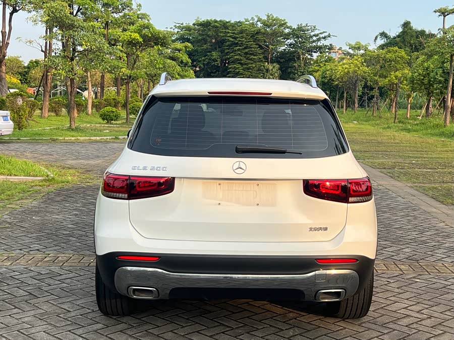 Mercedes-Benz GLB 2023 Facelift GLB 200 Dynamic - zdjęcie 17