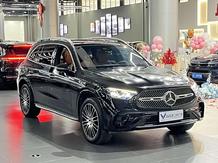 Mercedes-Benz GLC 2024 GLC 300 L 4MATIC Luxury 5-seater - zdjęcie 12