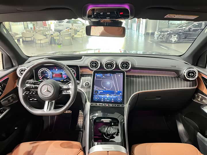 Mercedes-Benz GLC 2024 GLC 300 L 4MATIC Luxury 5-seater - zdjęcie 14