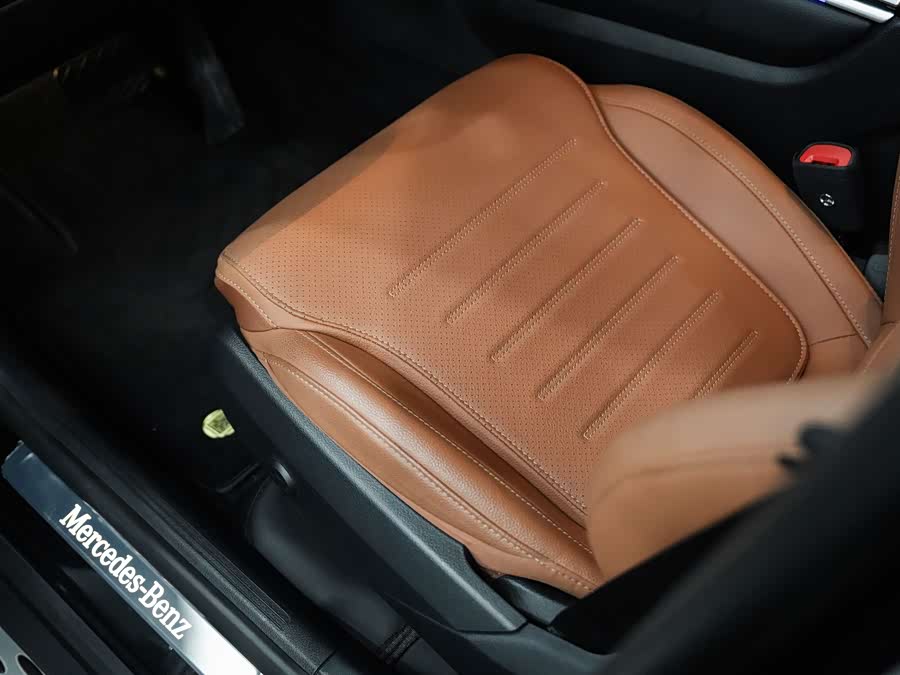 Mercedes-Benz GLC 2025 GLC 300 L 4MATIC Dynamic Edition 5-seater - zdjęcie 11