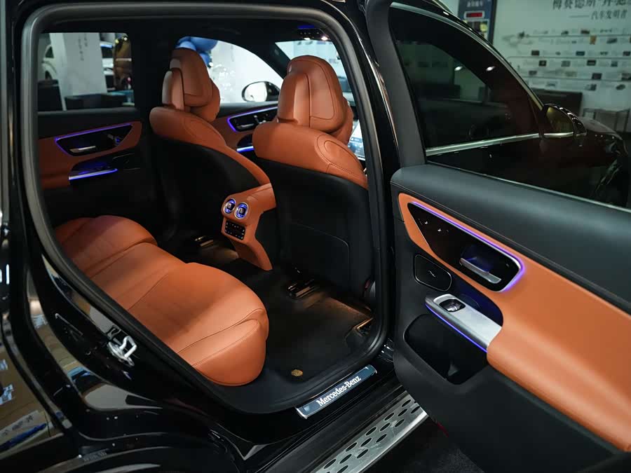 Mercedes-Benz GLC 2025 GLC 300 L 4MATIC Dynamic Edition 5-seater - zdjęcie 15