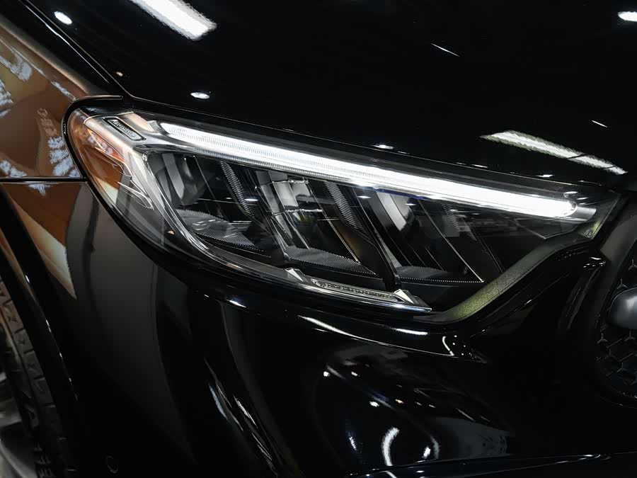 Mercedes-Benz GLC 2025 GLC 300 L 4MATIC Dynamic Edition 5-seater - zdjęcie 3