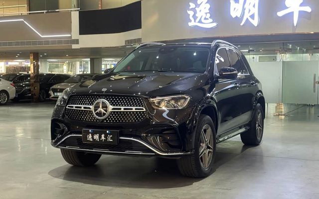 Mercedes-Benz GLE 450 4MATIC Fashion