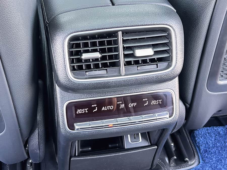 Mercedes-Benz GLE 450 US Version - zdjęcie 9