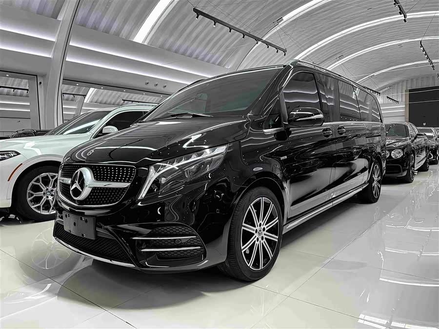 Mercedes-Benz V-Class 2022 V 260 L Long Wheelbase Luxury