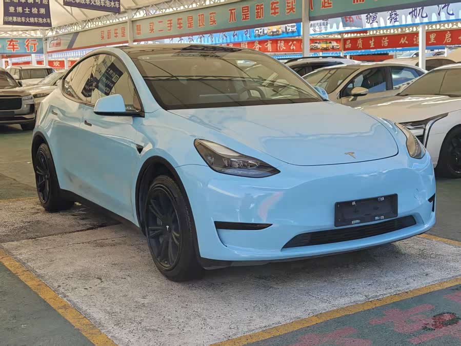 Model Y 2022 Facelift RWD - zdjęcie 3