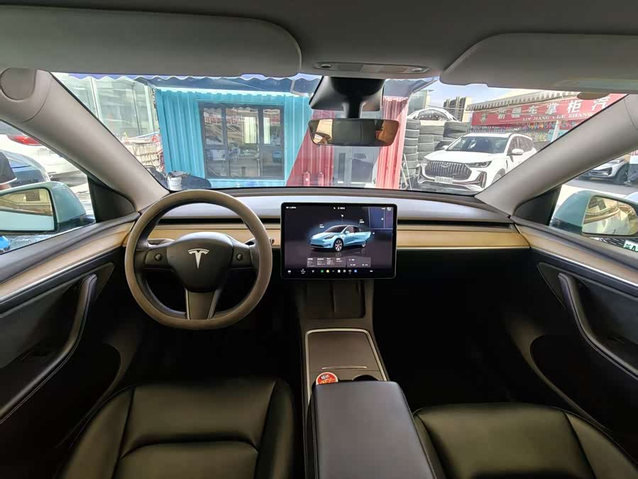 Model Y 2022 Facelift RWD - zdjęcie 6