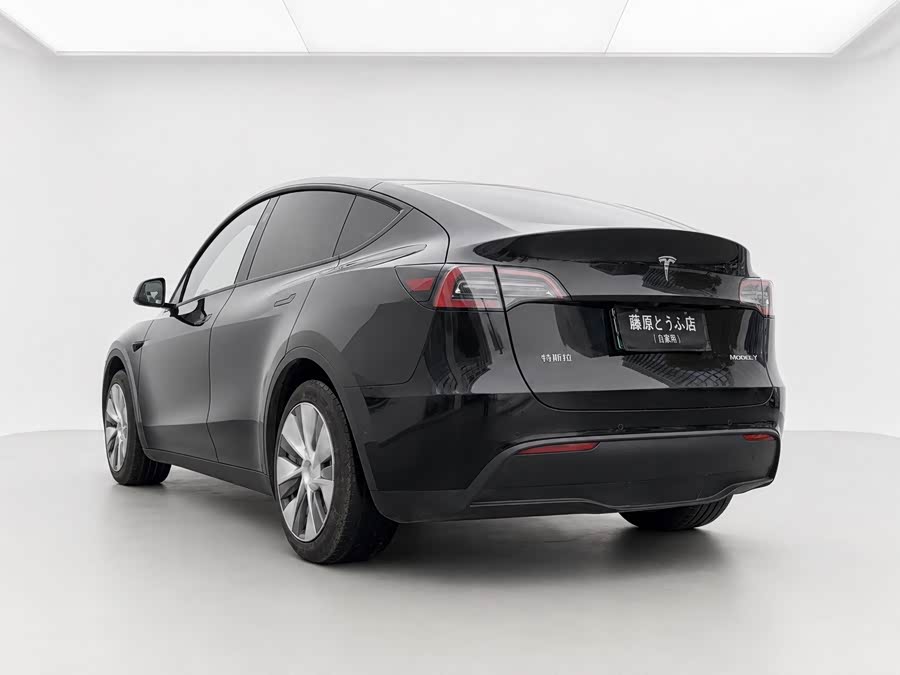 Model Y 2022 Facelift RWD - zdjęcie 8
