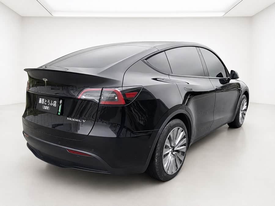 Model Y 2022 Facelift RWD - zdjęcie 9