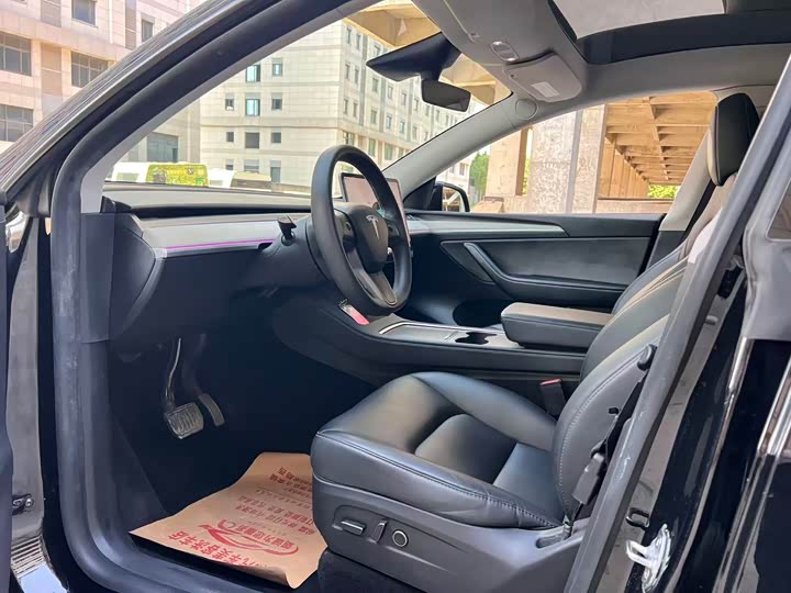 Model Y 2024 Long Range All-Wheel Drive Version - zdjęcie 13
