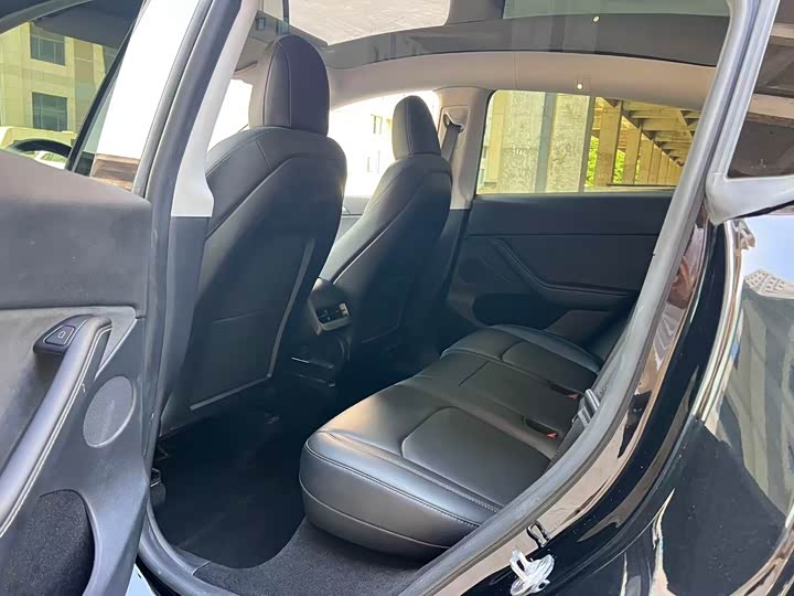 Model Y 2024 Long Range All-Wheel Drive Version - zdjęcie 14