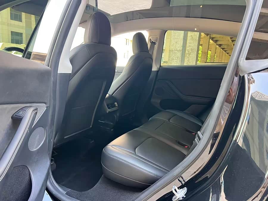 Model Y 2024 Long Range All-Wheel Drive Version - zdjęcie 5