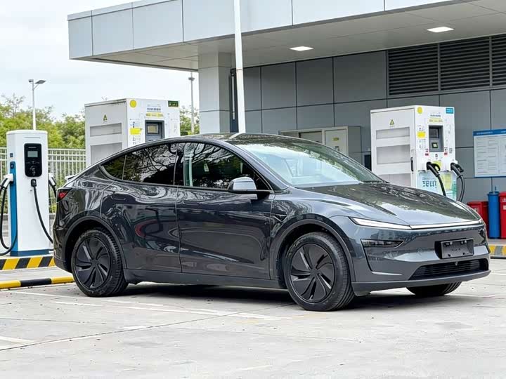 Model Y 2025 RWD - zdjęcie 10
