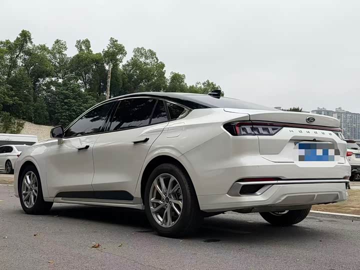Mondeo 2023 EcoBoost 245 Luxury - zdjęcie 16