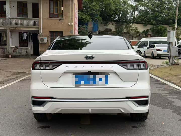 Mondeo 2023 EcoBoost 245 Luxury - zdjęcie 17