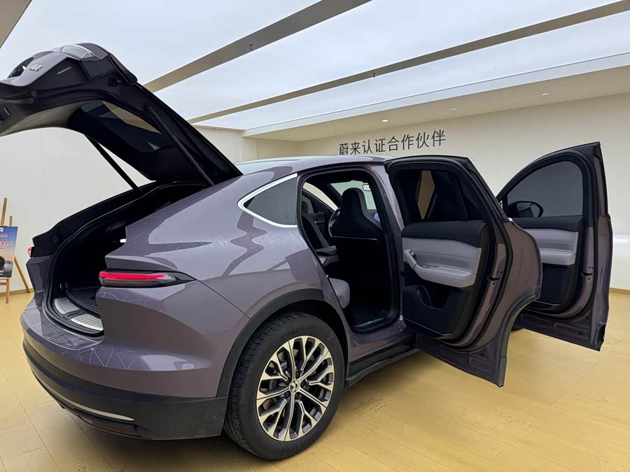 NIO EC6 2024 75kWh - zdjęcie 11