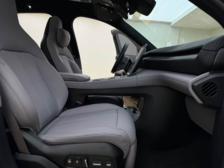 NIO EC6 2024 75kWh - zdjęcie 12