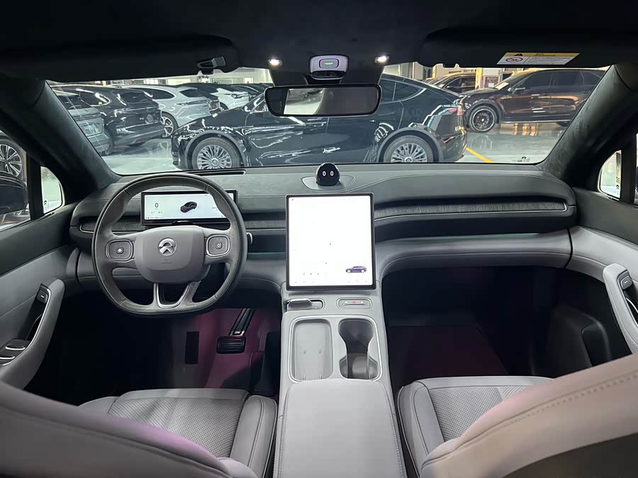 NIO EC6 2024 75kWh - zdjęcie 4