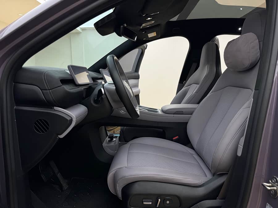NIO EC6 2024 75kWh - zdjęcie 9