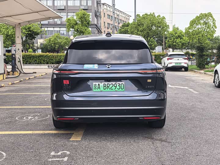 NIO ES8 2023 100kWh Executive - zdjęcie 19