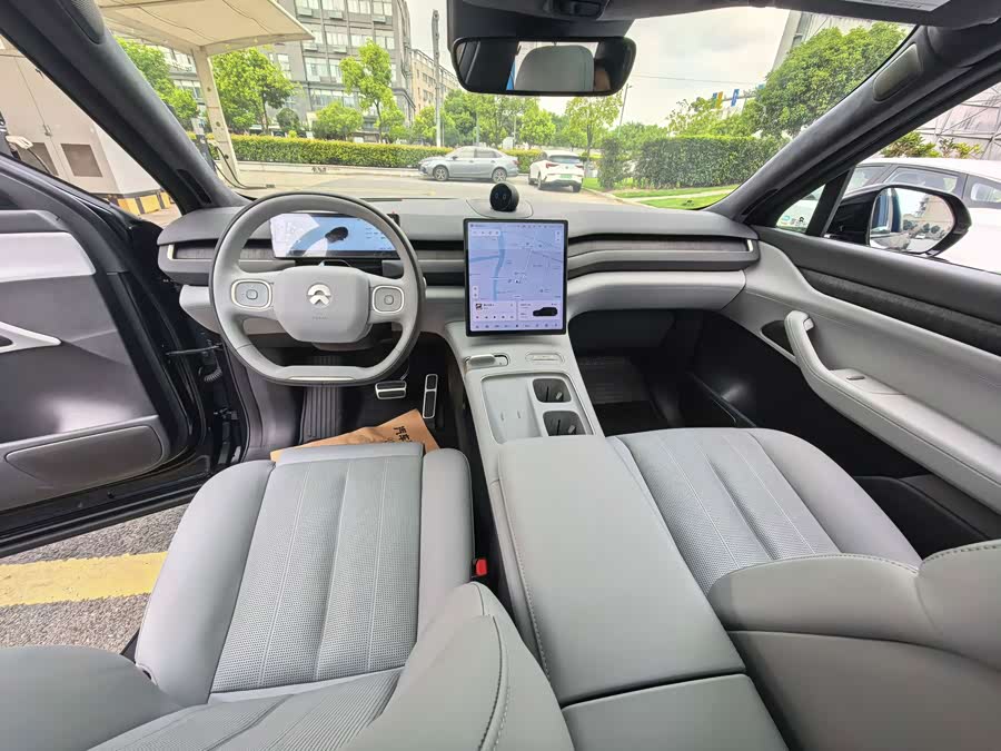 NIO ES8 2023 100kWh Executive - zdjęcie 7