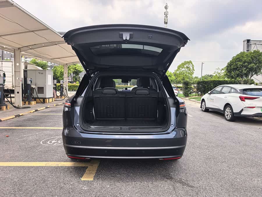 NIO ES8 2023 100kWh Executive - zdjęcie 10