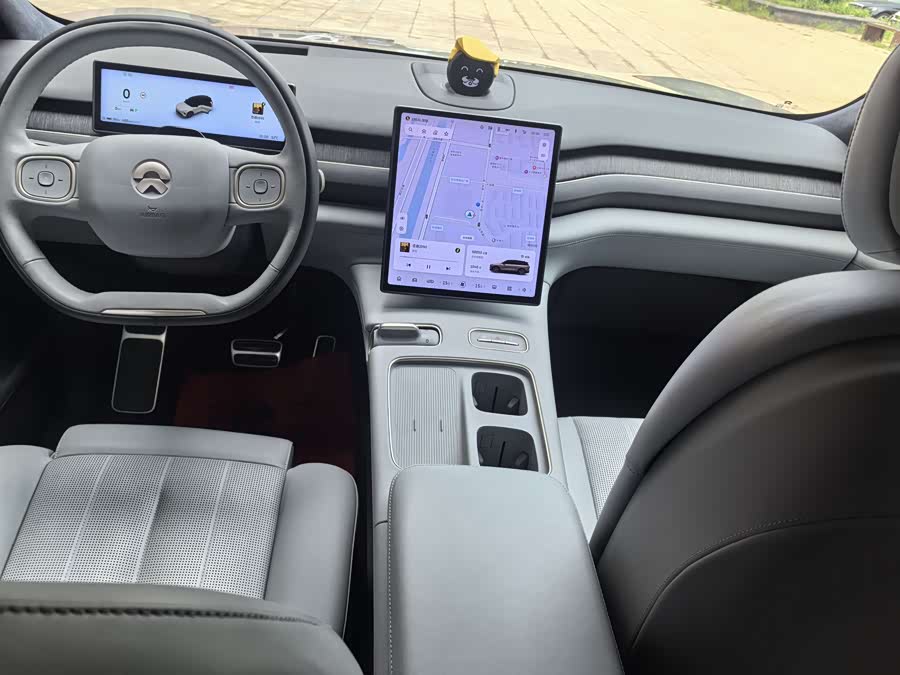 NIO ES8 2023 100kWh Signature Edition - zdjęcie 8