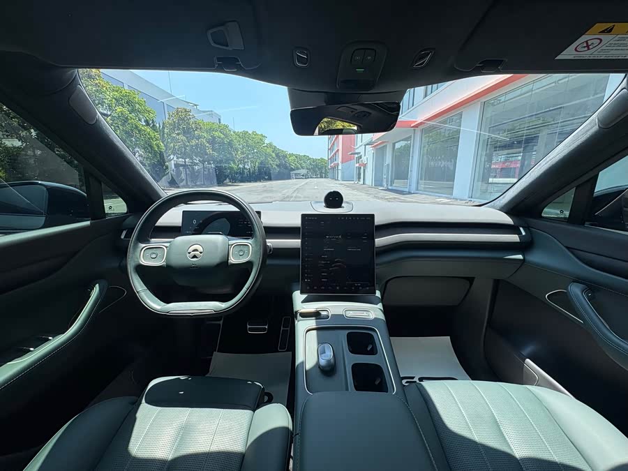 NIO ES8 2024 100kWh Signature Edition - zdjęcie 14