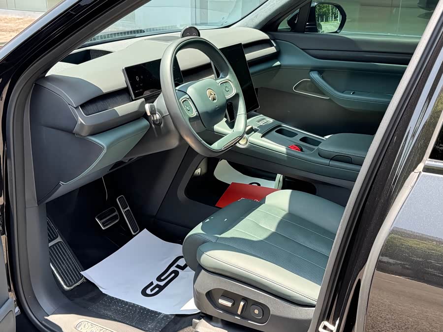 NIO ES8 2024 100kWh Signature Edition - zdjęcie 4
